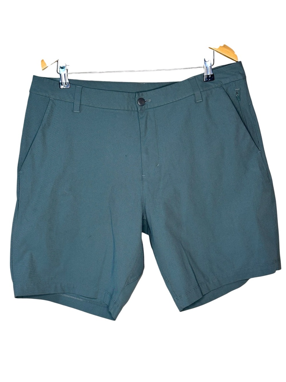 💚 Lululemon Men’s Commission Shorts Size 36 Green Stretch Golf Casual
